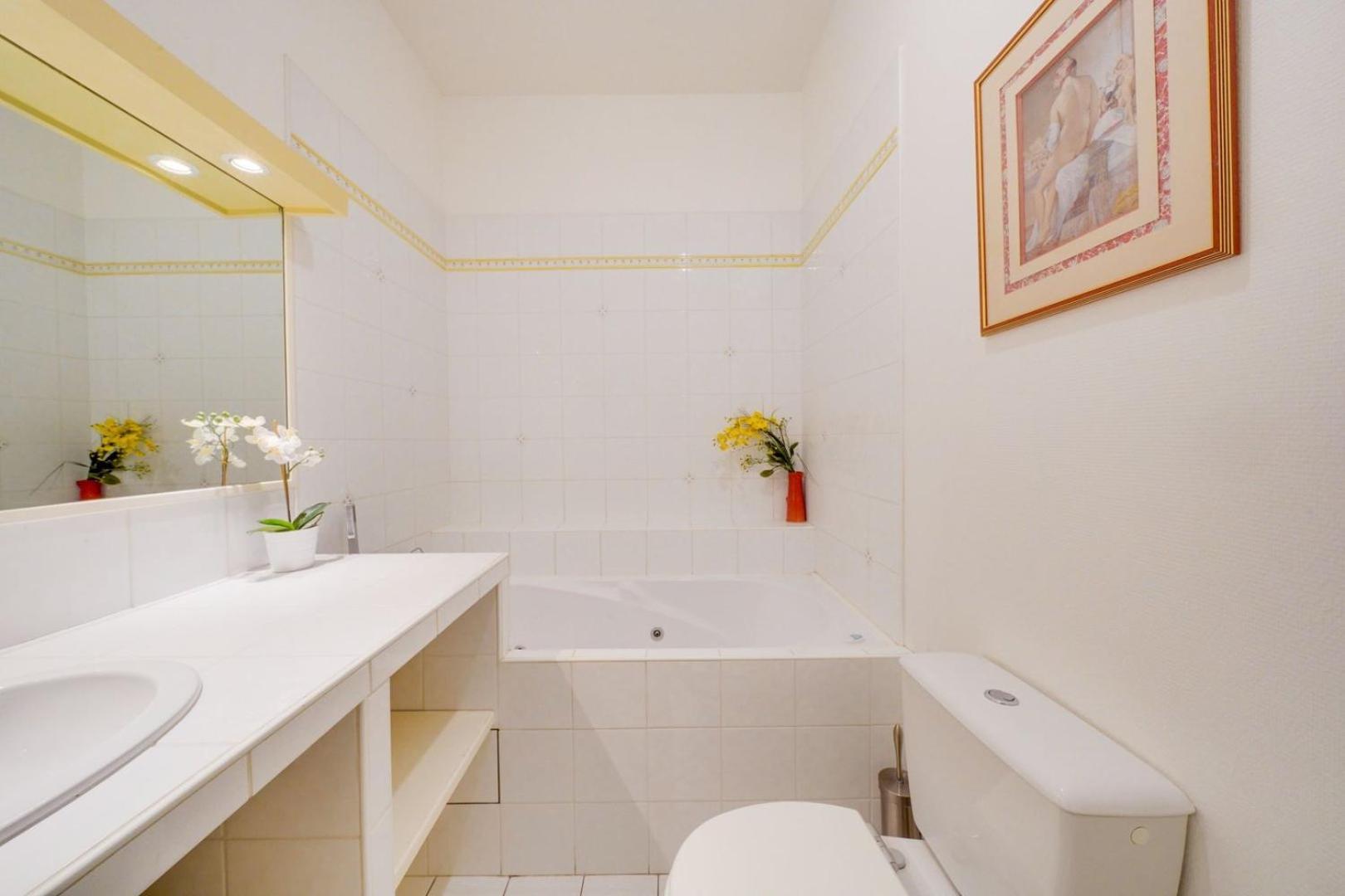 Lovely Apartment With Exceptional Terrace Bordeaux Ngoại thất bức ảnh